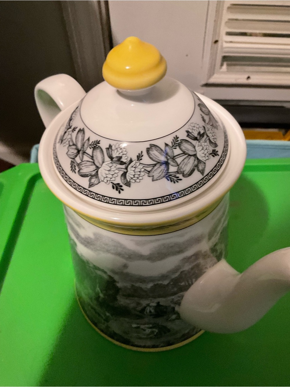 Villeroy & Boch White Porcelain Teapot with Yellow Trim and Black Floral Band